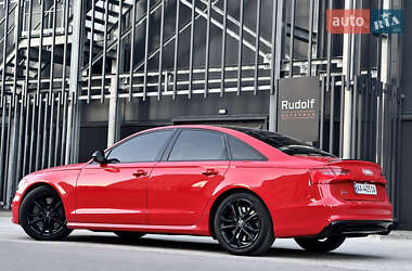 Седан Audi S6 2012 в 