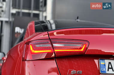 Седан Audi S6 2012 в 