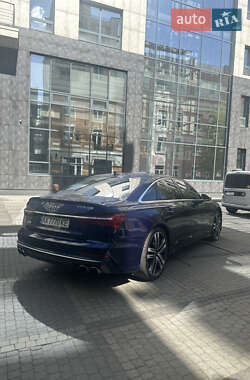 Седан Audi S6 2020 в 