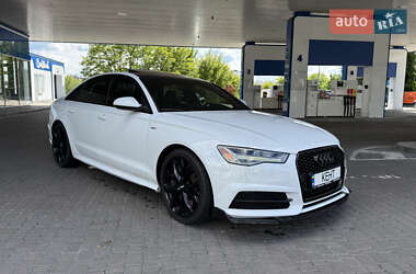 Седан Audi S6 2015 в 