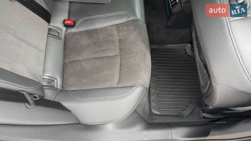 Седан Audi S6 2021 в Киеве