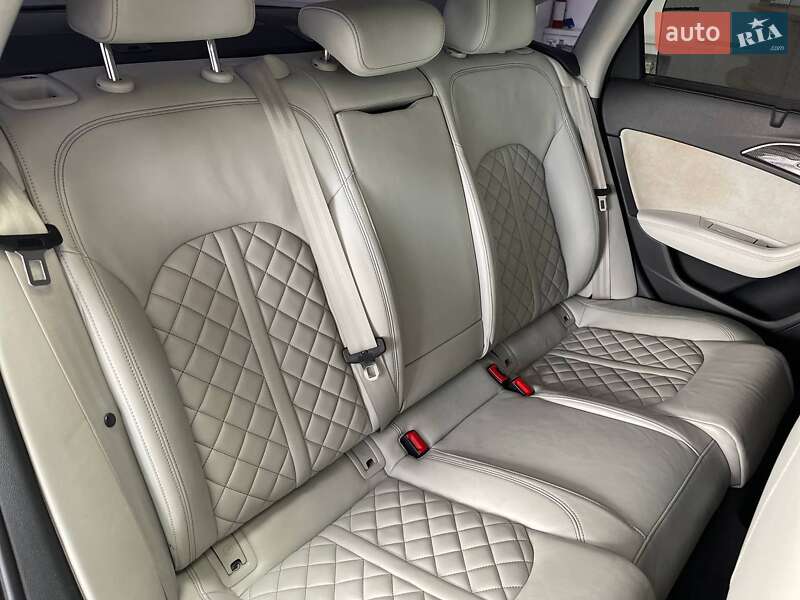 Седан Audi S6 2015 в Киеве