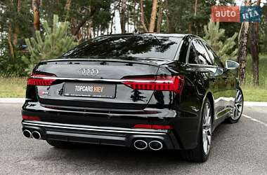 Седан Audi S6 2021 в 