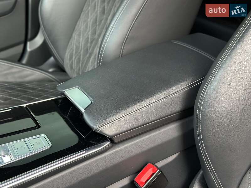 Седан Audi S6 2020 в Киеве
