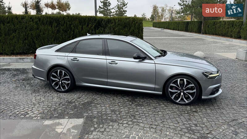 Седан Audi S6 2014 в 