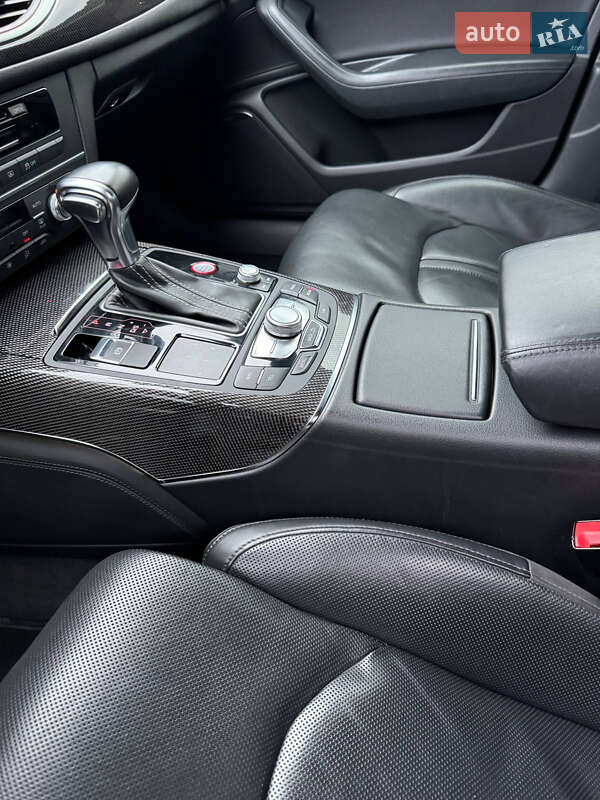 Седан Audi S6 2014 в Днепре