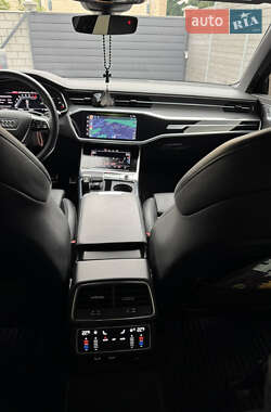Седан Audi S6 2020 в 