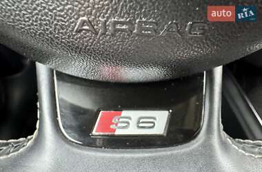 Седан Audi S6 2016 в 