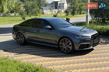 Седан Audi S6 2016 в 