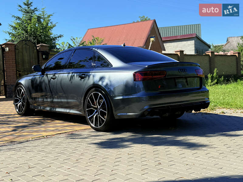 Седан Audi S6 2016 в Киеве