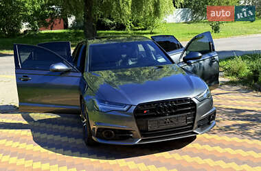 Седан Audi S6 2016 в 