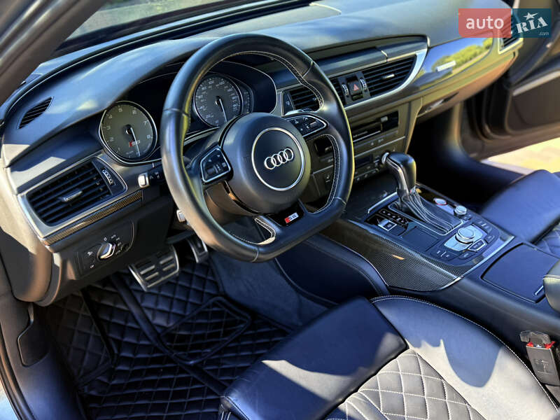 Седан Audi S6 2016 в Киеве