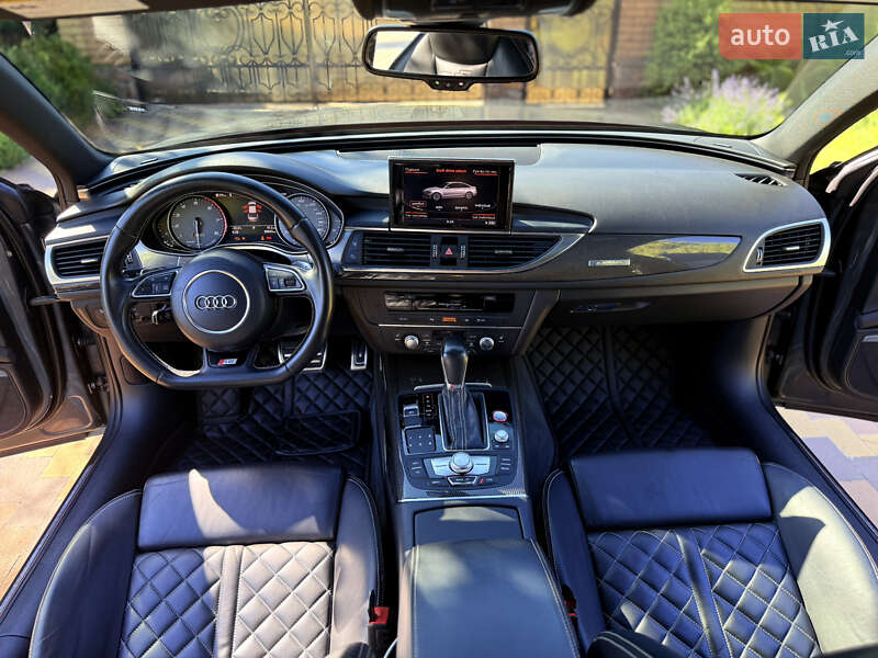 Седан Audi S6 2016 в Киеве