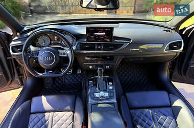 Седан Audi S6 2016 в 