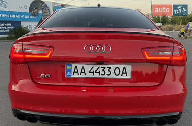 Седан Audi S6 2012 в 