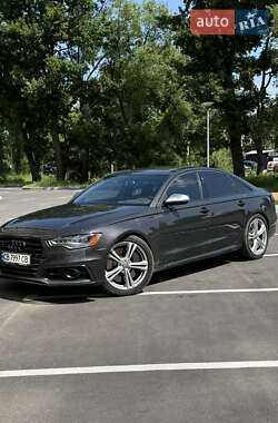 Седан Audi S6 2012 в Чернигове
