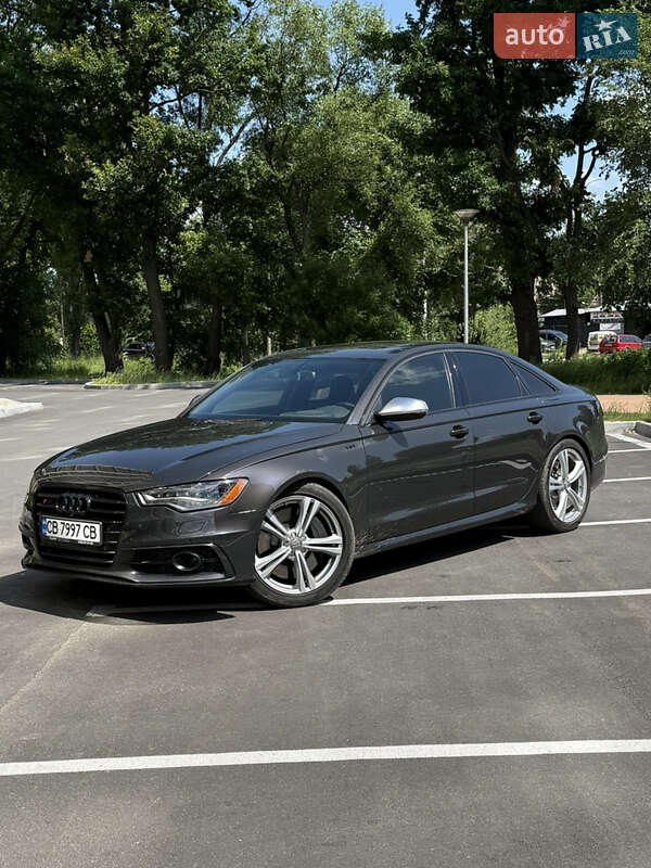 Седан Audi S6 2012 в Чернігові
