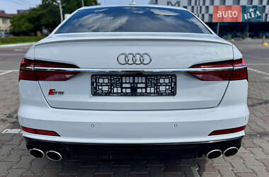 Седан Audi S6 2019 в 