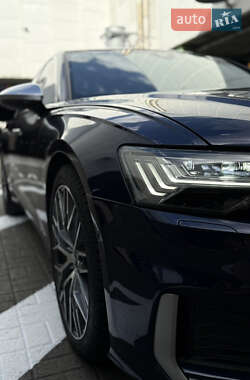 Седан Audi S6 2020 в 