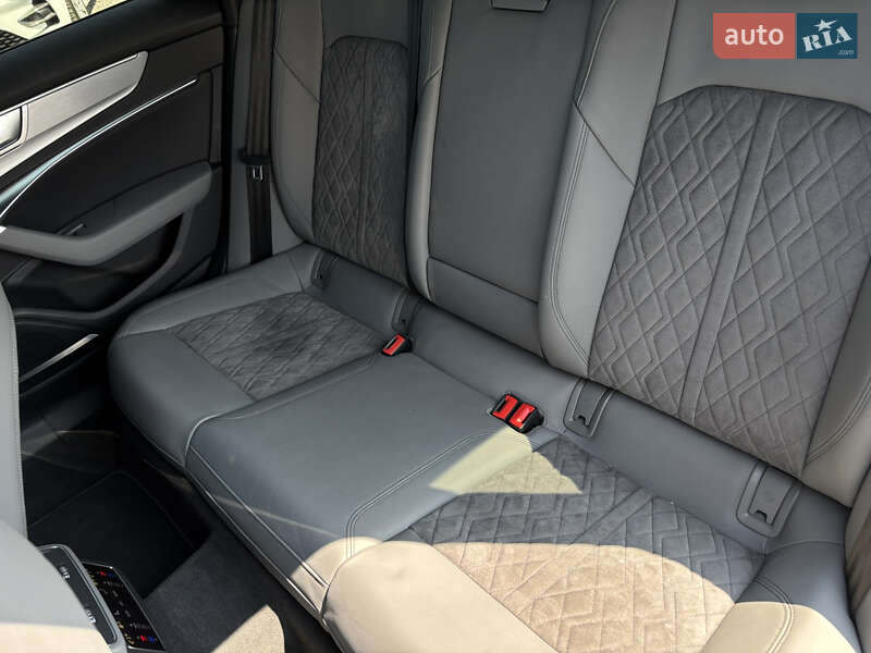 Универсал Audi S6 2021 в Львове