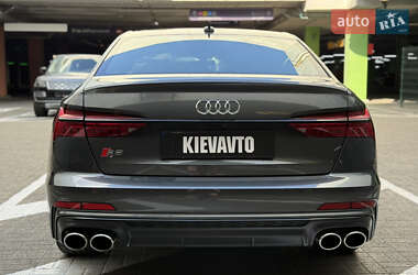 Седан Audi S6 2021 в 