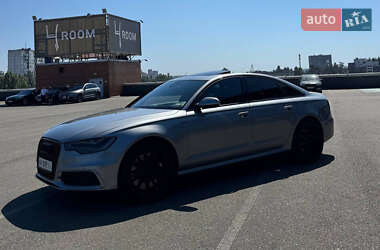 Седан Audi S6 2014 в 