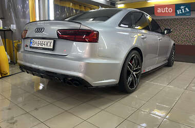 Седан Audi S6 2016 в 