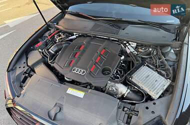 Седан Audi S6 2020 в 
