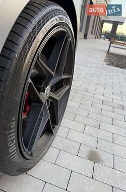 Седан Audi S6 2021 в 