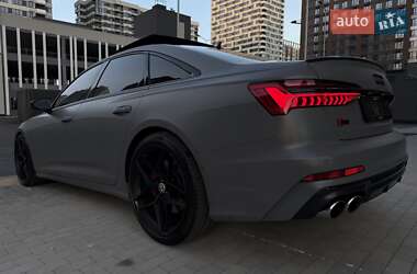 Седан Audi S6 2021 в 