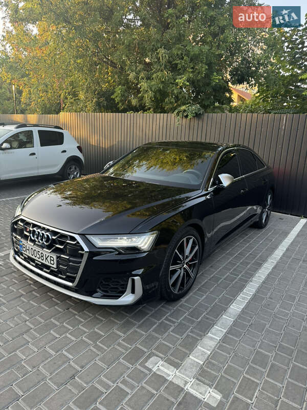 Седан Audi S6 2023 в 