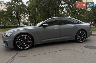 Седан Audi S6 2021 в 