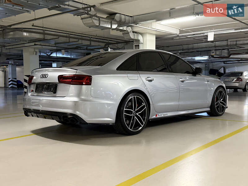 Седан Audi S6 2016 в Киеве