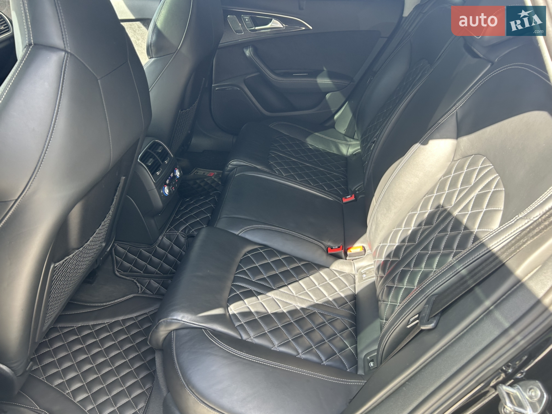 2015 Audi S6 - мініатюра 17