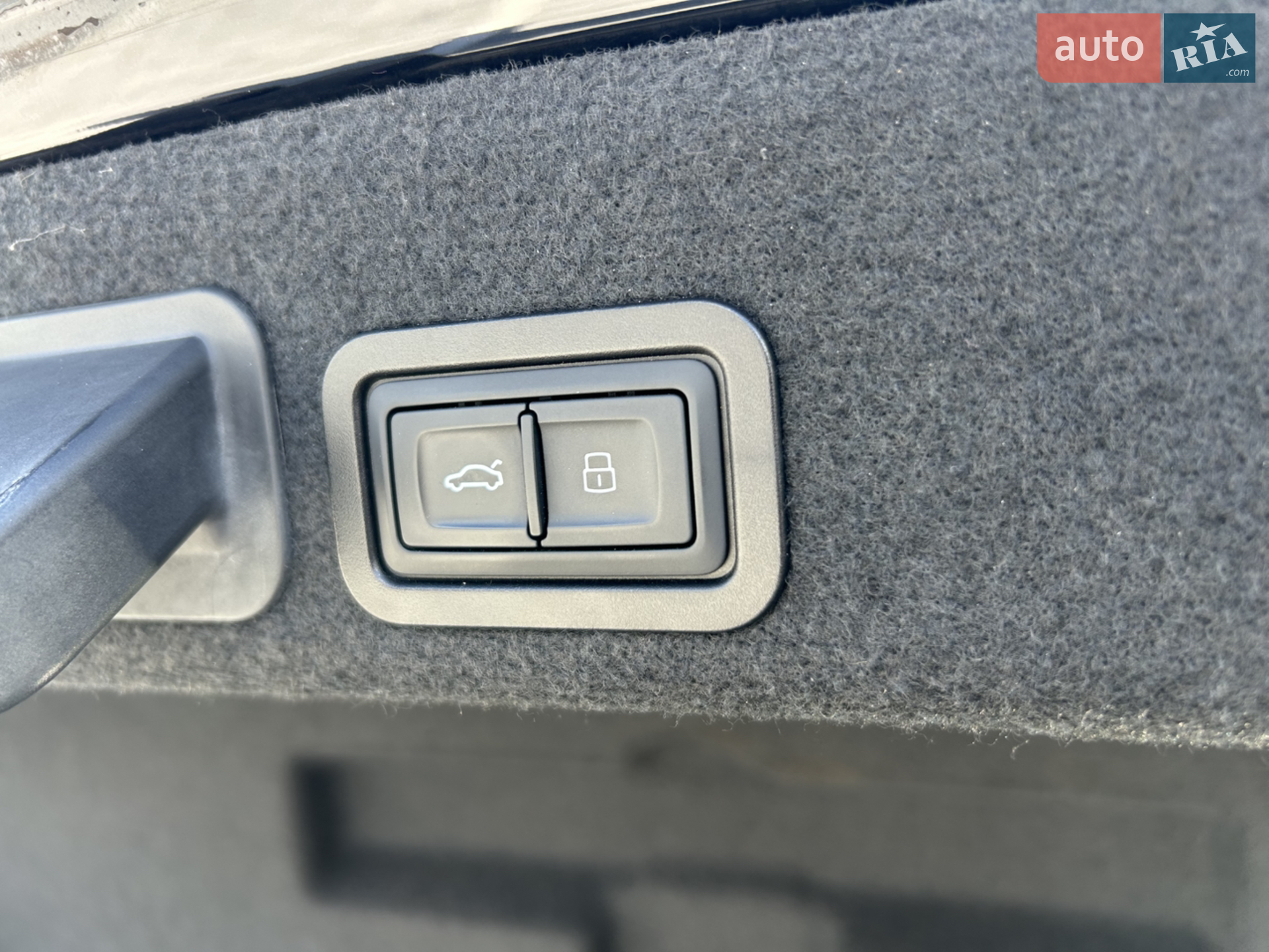 2015 Audi S6 - мініатюра 22
