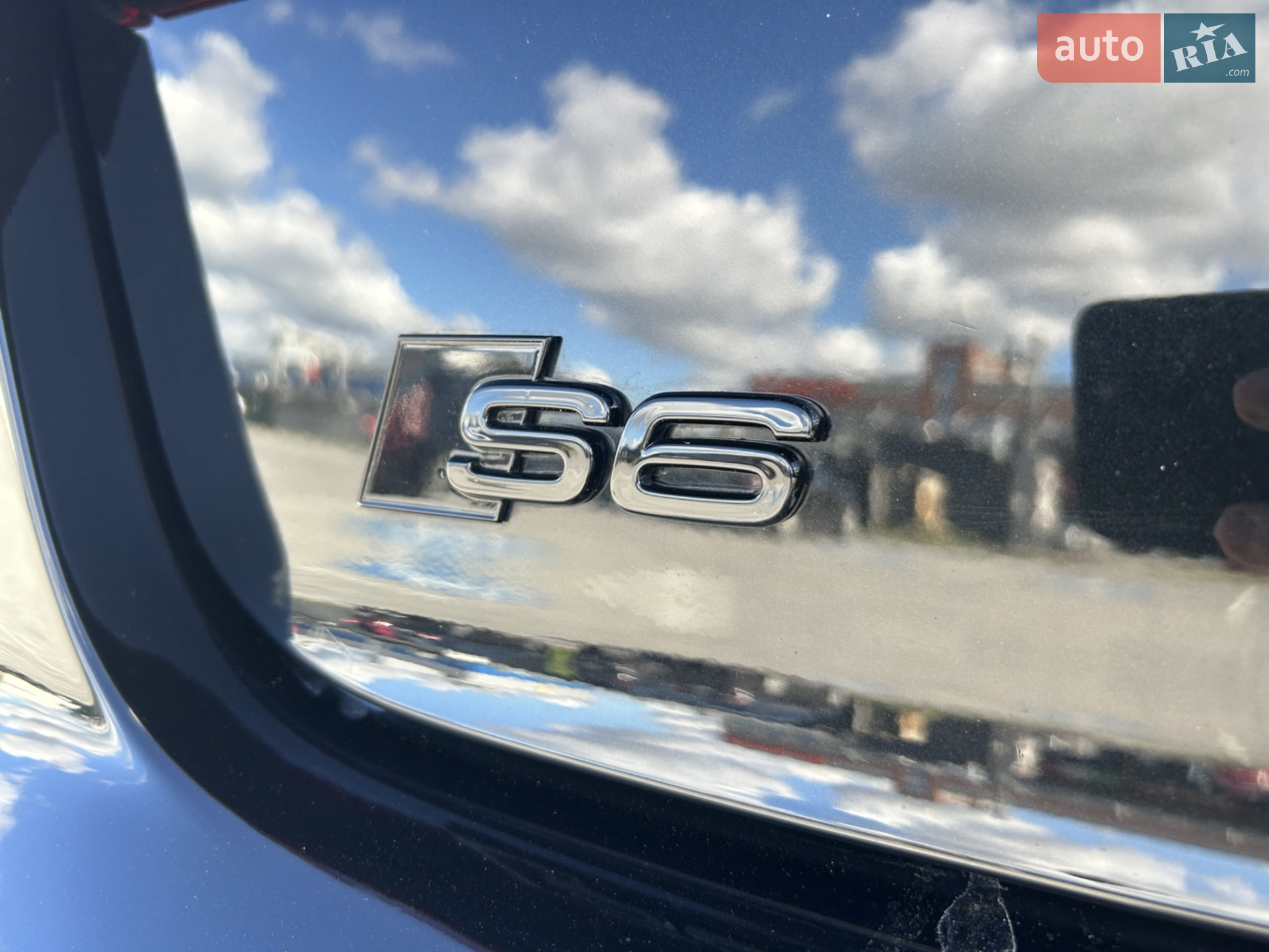 2015 Audi S6 - мініатюра 23