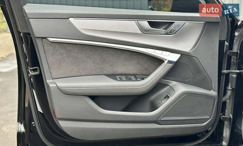 Седан Audi S6 2019 в Киеве фото 12 Седан Audi S6 2019 в Киеве