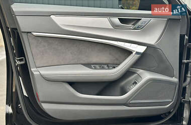 Седан Audi S6 2019 в 
