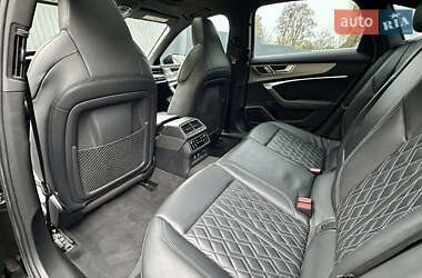 Седан Audi S6 2019 в 