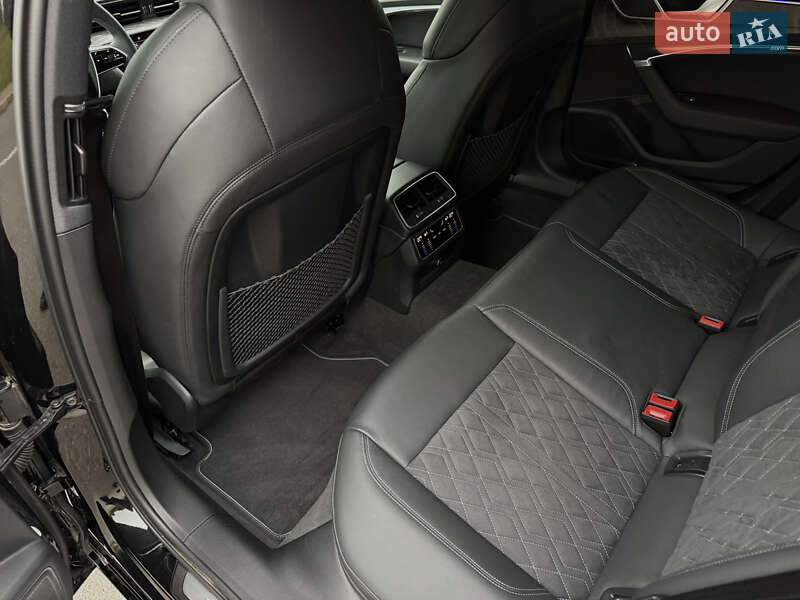 Седан Audi S6 2024 в Киеве