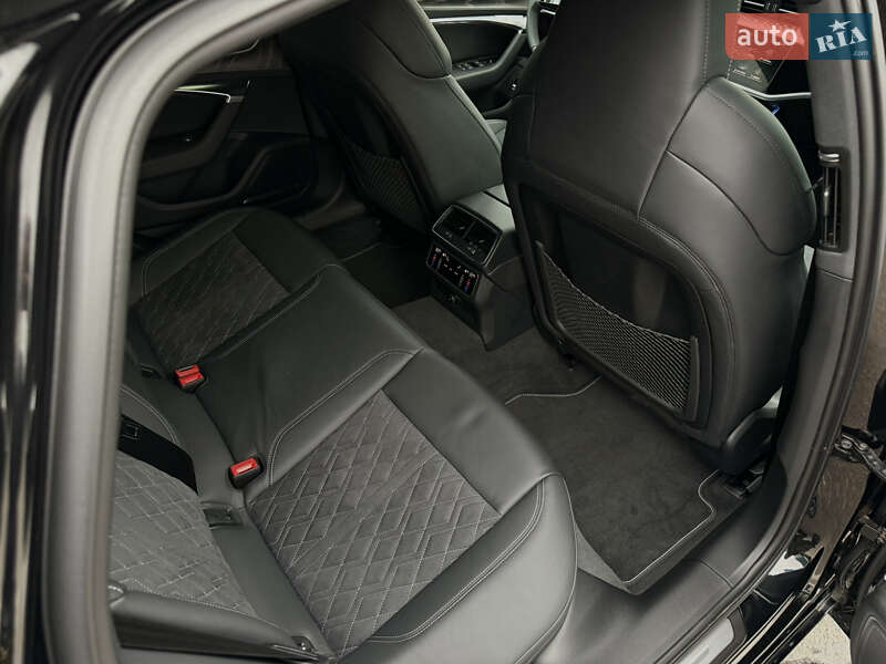 Седан Audi S6 2024 в Киеве