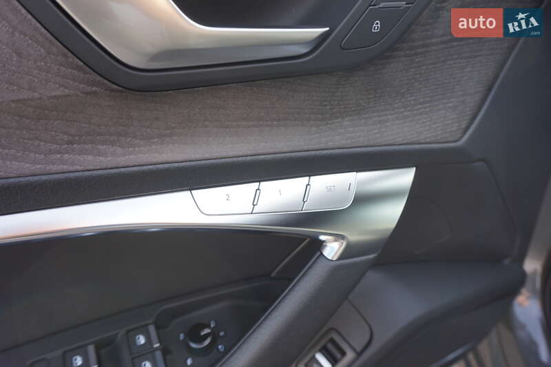 Седан Audi S6 2023 в Одесі