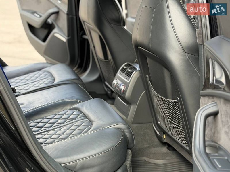Седан Audi S6 2015 в Дніпрі