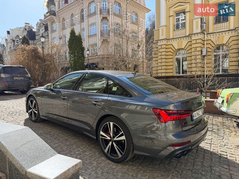 Седан Audi S6 2023 в Києві