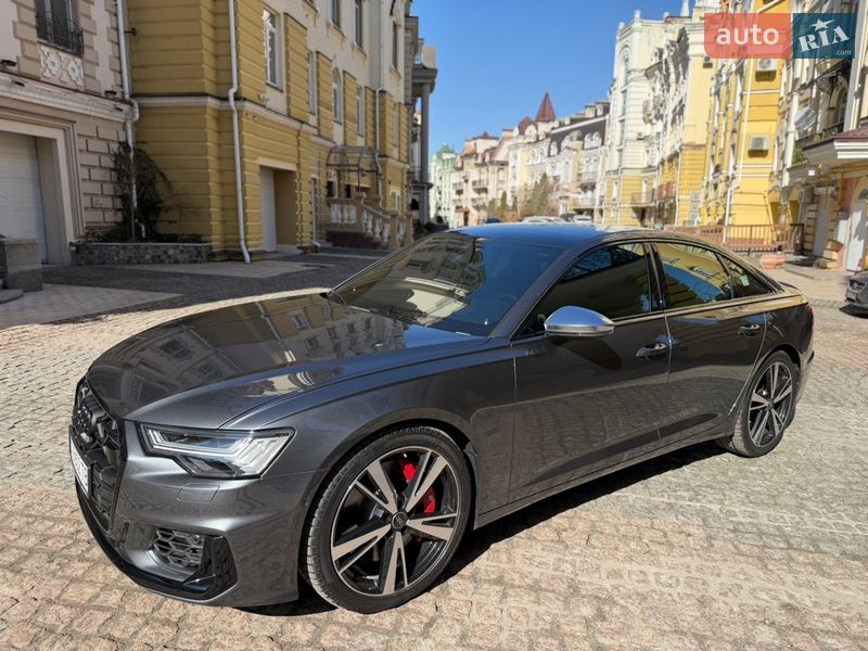 Седан Audi S6 2023 в Києві