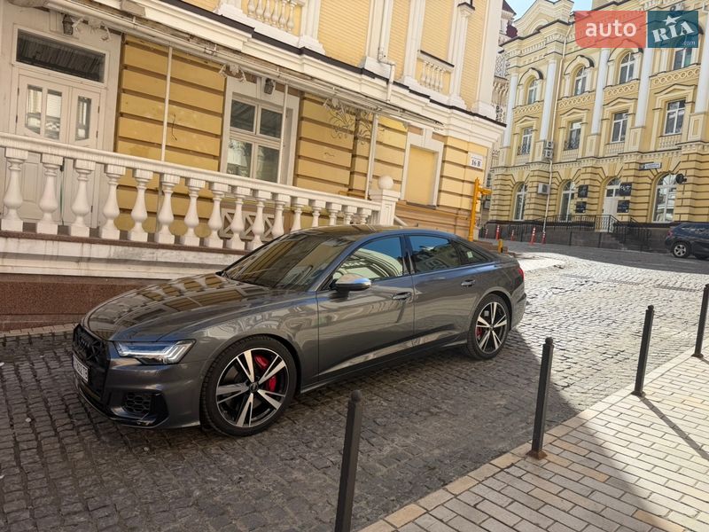 Седан Audi S6 2023 в Києві