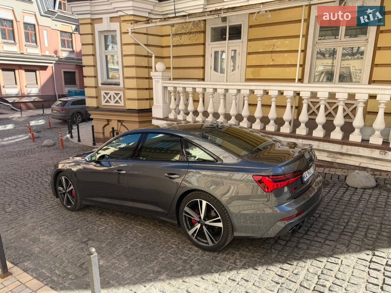 Седан Audi S6 2023 в Києві