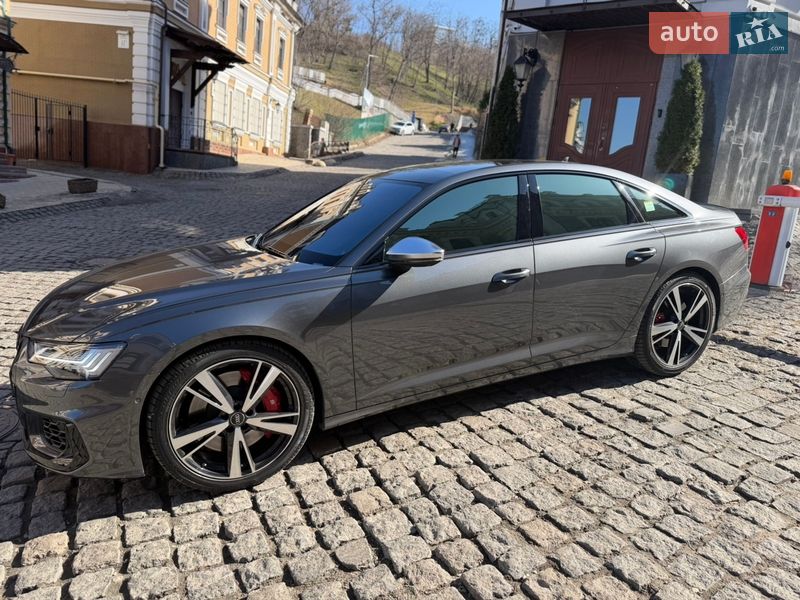 Седан Audi S6 2023 в Києві