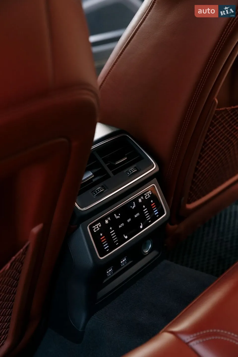 2020 Audi S6 - мініатюра 32