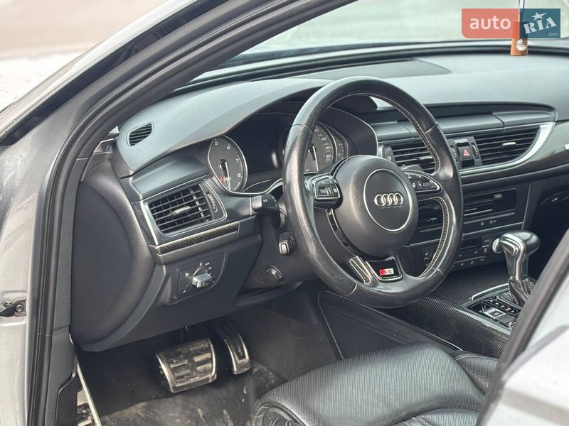 Седан Audi S6 2013 в Кропивницькому